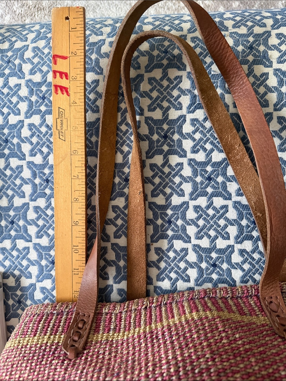 Vintage Handwoven Sisal Market Tote Pink Natural Leather Handles Boho Basket Bag - Picture 11 of 11